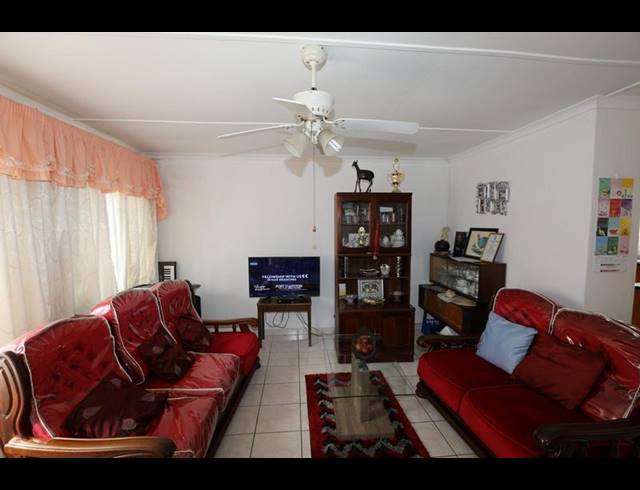 3 BEDROOM HOUSE FOR SALE IN KWANDENGEZI